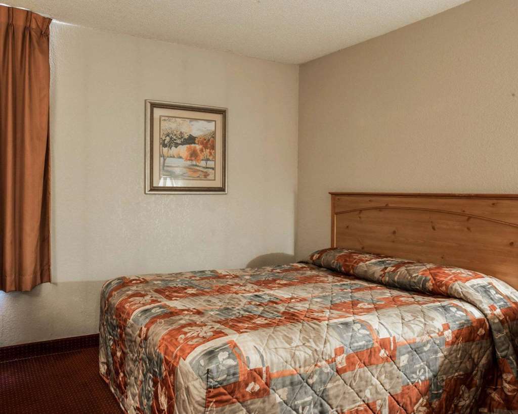 Rodeway Inn Asheville Cameră foto